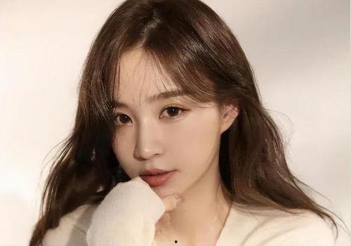 初代网红雪梨被曝大瓜,揭秘背后惊人真相