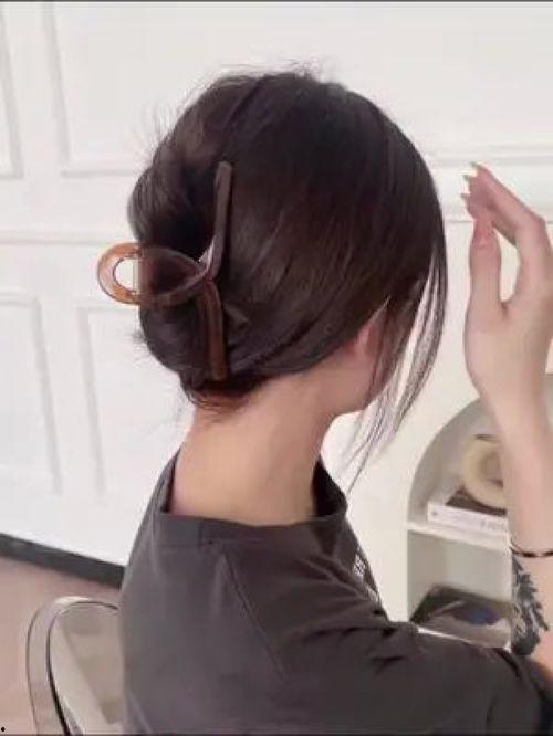 网红大夹子夹头发教程